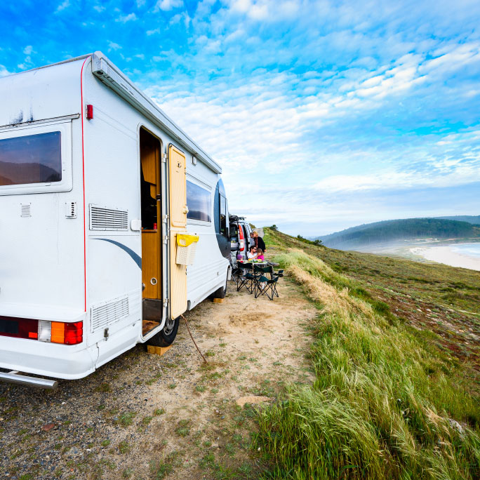 PEINTURE RAPTOR du van : pas cher et dans un camping !!! ⛺️ (feat  @mcompanyroadtrip) 